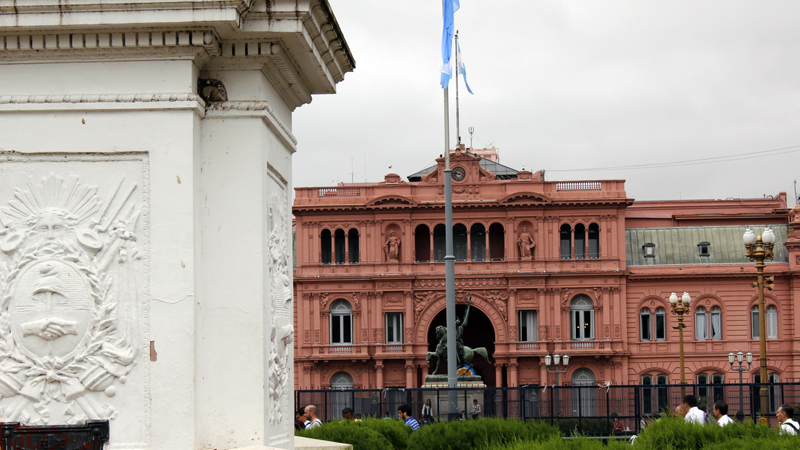 2015-02-05_09-56-44_argentinien-2015.jpg - Prsidentenpalast (Casa Rosada)