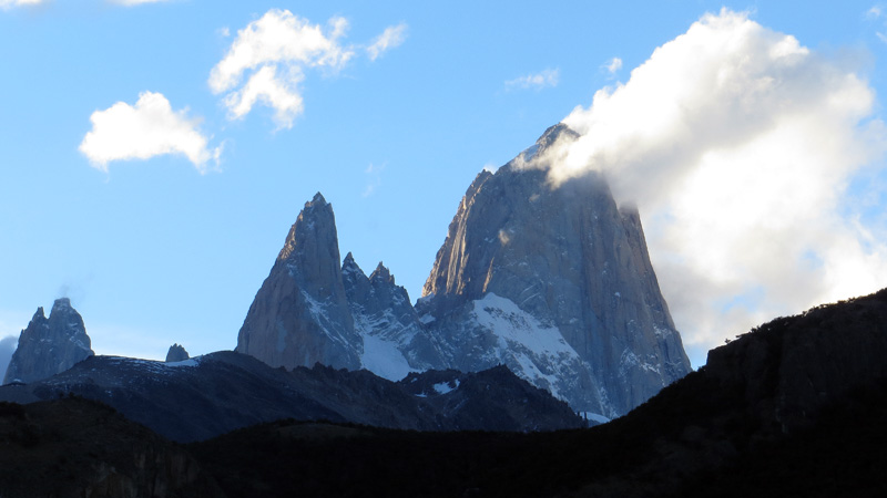 2015-02-17_20-33-19_argentinien-2015.jpg - Letzter Blick am Abend auf den Berg der Trume