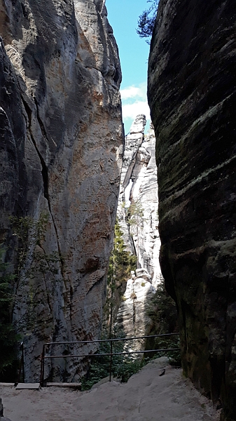 20200907_121317_malafatra_broumovsko_2020.jpg - In der Aderspacher Felsenstadt