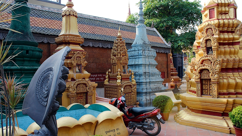 5-angkor-wat-07.jpg - Wat Preah Prom Rath - 500 Jahre alter Tempel in Siem Reap