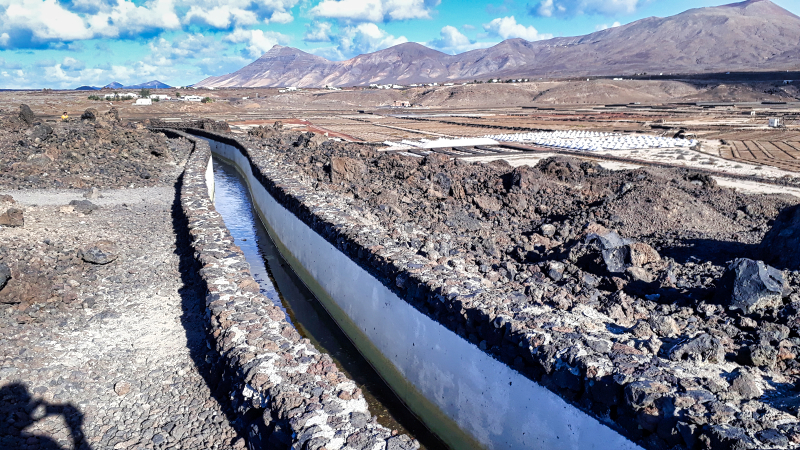 2021_10_22_172215_lanzarote-2021.jpg - Laguna de Janubio bei La Hoya - Saline